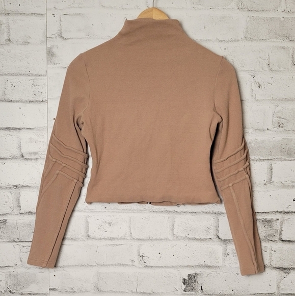 BBXBRAND Luxury Brown Ribbed Zip-Up Cropped Long Sleeve Top - Picture 7 of 12